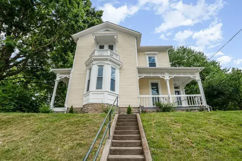 6702 River Rd, Cincinnati, OH 45233