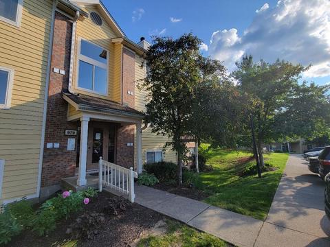 979 Cedar Ridge Dr #8, Cincinnati, OH 45245