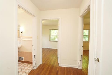 4233 Paxton Ave, Cincinnati, OH 45209 photo 12