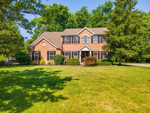 6869 Keeneland Way, Mason, OH 45040