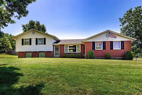 216 Columbus Dr, Hamilton, OH 45013