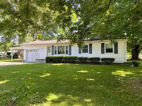 319 Ida Cir, Lynchburg, OH 45142