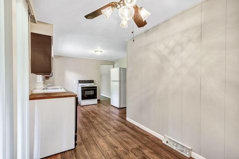 4741 Beechwood Rd, Cincinnati, OH 45244 photo 9