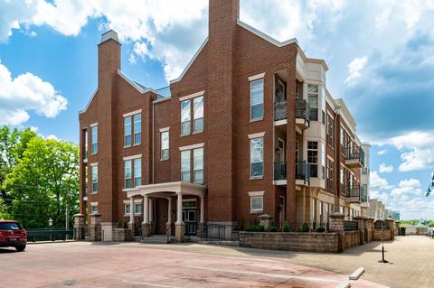 252 Stetson St #401, Cincinnati, OH 45219