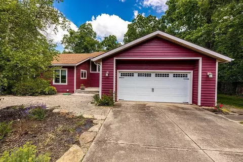 4786 Booth Rd, Oxford, OH 45056