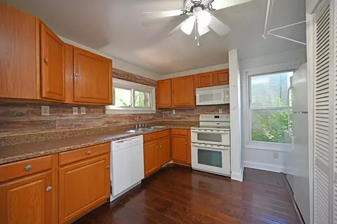 121 Front St, Williamsburg, OH 45176 photo 13