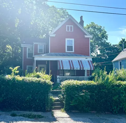 4610 Winona, Cincinnati, OH 45227