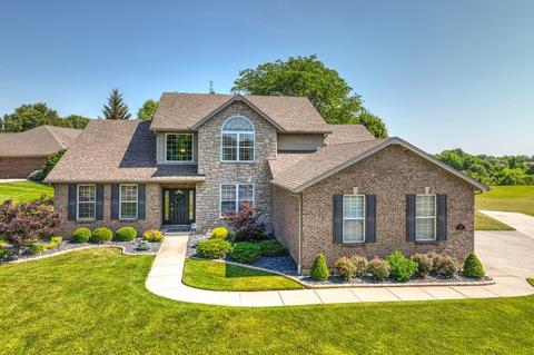 2468 Henesy Ln, Fairfield, OH 45014