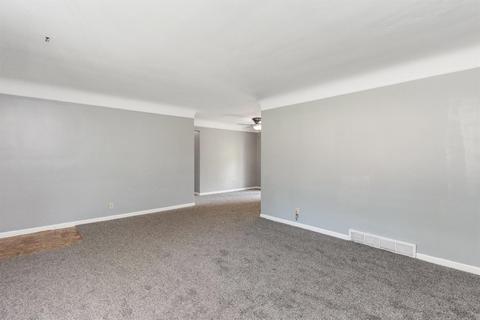 4492 Forest Trl, Cincinnati, OH 45244 photo 8