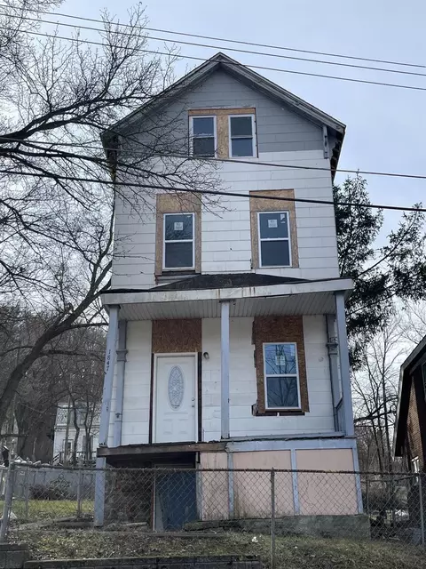 1847 Forbus St, Cincinnati, OH 45214