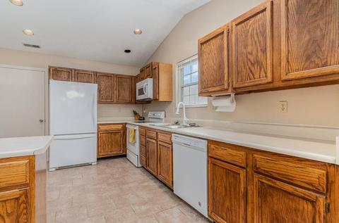 660 Jonah Ct, Monroe, OH 45050 photo 10