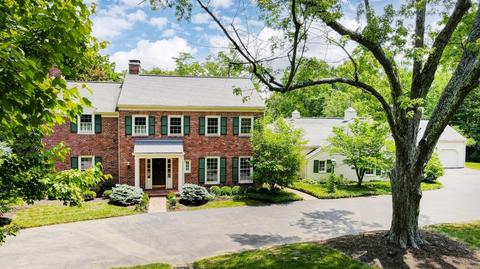 5400 Waring Dr, Cincinnati, OH 45243