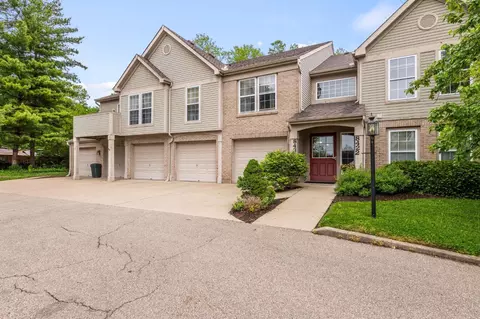 8426 Ridge Pointe Ct #6, Cincinnati, OH 45237 photo 2