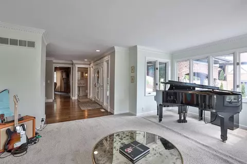 9 Trailbridge Dr, Blue Ash, OH 45241 photo 5