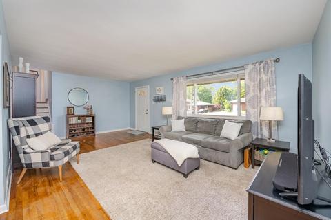 3827 Larchview Dr, Cincinnati, OH 45236 photo 6