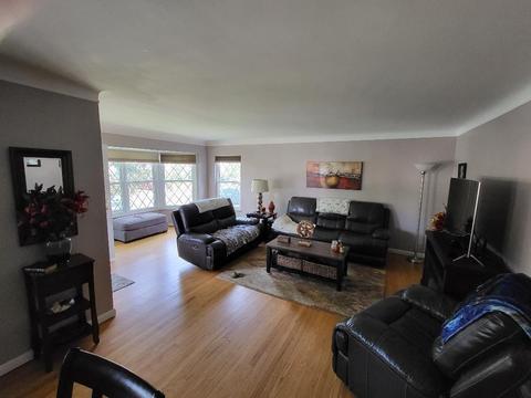 1350 Le Mar Dr, Cincinnati, OH 45238 photo 3