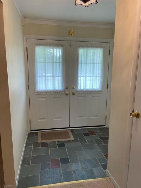 4858 Beechwood Rd, Cincinnati, OH 45244 photo 3