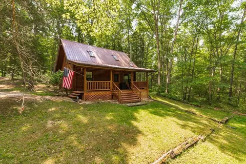 522 Quail Hollow Ln, West Union, OH 45693