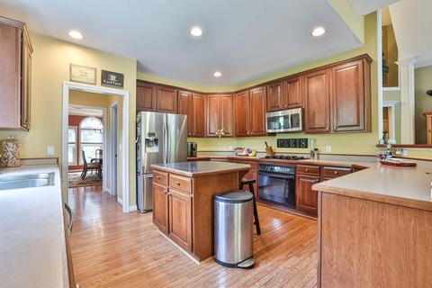 697 Kennecot Dr, Cincinnati, OH 45244 photo 15
