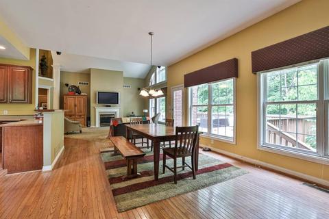 697 Kennecot Dr, Cincinnati, OH 45244 photo 19