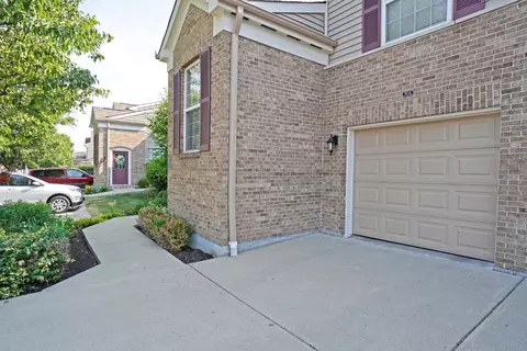7654 Bridge Point Dr, Cincinnati, OH 45248 photo 3
