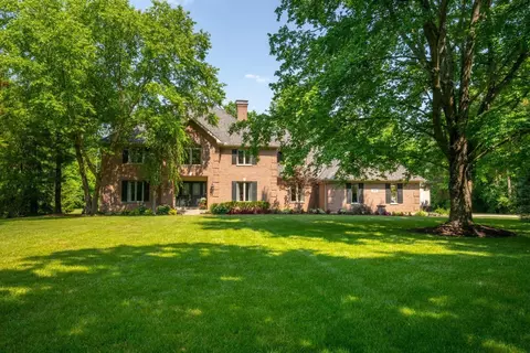 3488 Hickory Dr, Cincinnati, OH 45245