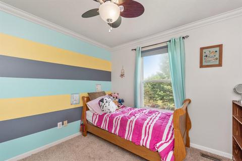 6604 Elderberry Ct, Hamilton Township, OH 45039 photo 16
