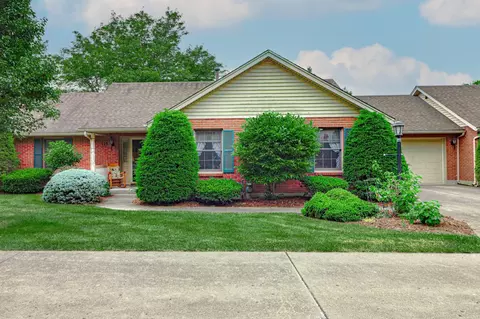 115 Colonial Lk, Hamilton, OH 45013