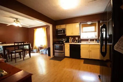 908 Belsage Ct, Cincinnati, OH 45231 photo 8