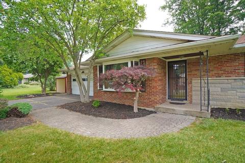 9414 Candy Ln, Cincinnati, OH 45231 photo 2