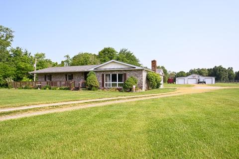 13758 Us Highway 50, Dillsboro, IN 47018