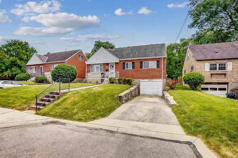 6693 Charann Ln, Cincinnati, OH 45224 photo 3