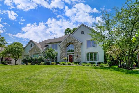 7622 Legendary Ln, West Chester, OH 45069