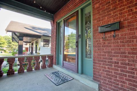 2957 Mignon Ave, Cincinnati, OH 45211 photo 4