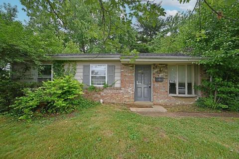 2716 Brampton Dr, Colerain Twp, OH 45251