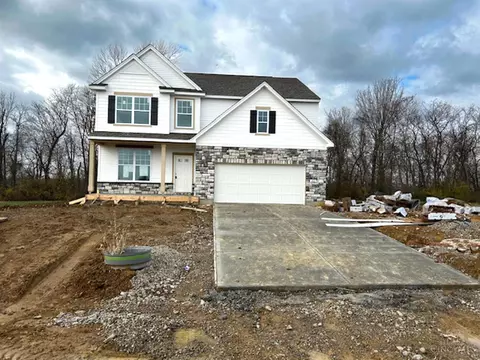 7387 Hunters Ridge Dr, Colerain Twp, OH 45247
