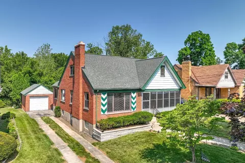 6609 Elwynne Dr, Silverton, OH 45236