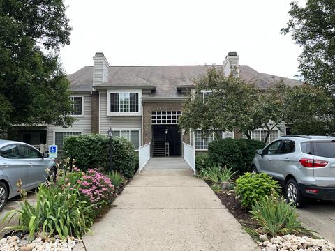 9880 Regatta Dr #304, Colerain Twp, OH 45252