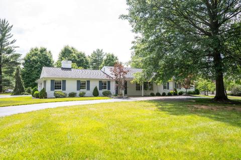 6505 Clippinger Dr, Indian Hill, OH 45243