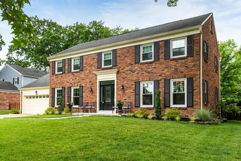4940 Elmcrest Ln, Cincinnati, OH 45242