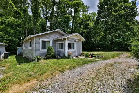 6120 2nd St, Miamiville, OH 45147 photo 2
