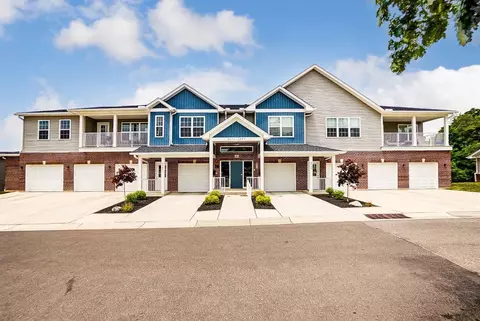 3473 Chestnut Park Ln #14, Cleves, OH 45002