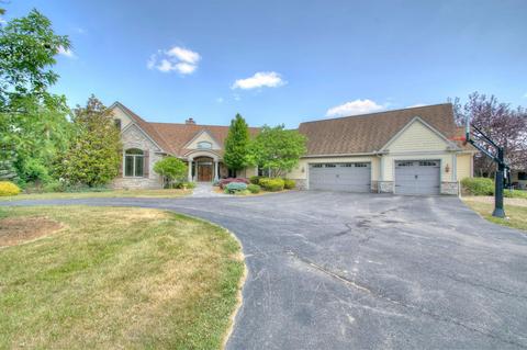18002 Lost Creek Ln, Lawrenceburg, IN 47025