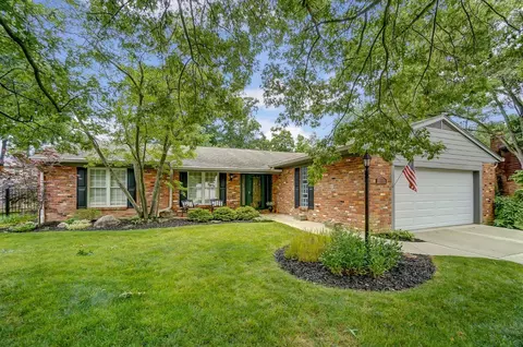 763 Viewcrest Ct, Cincinnati, OH 45231 photo 3