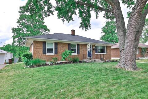 3049 Mirimar St, Kettering, OH 45409 photo 2