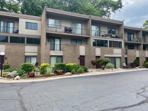 2500 Warsaw Ave #8, Cincinnati, OH 45204
