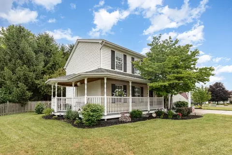 6918 Midnight Sun Dr, Maineville, OH 45039