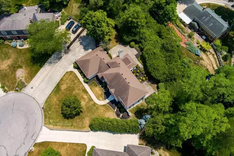 808 Grants View Ct, Washington Township, OH 45459 photo 39