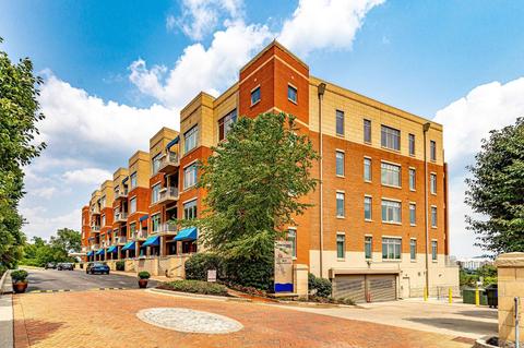 903 Adams Xing #412, Cincinnati, OH 45202