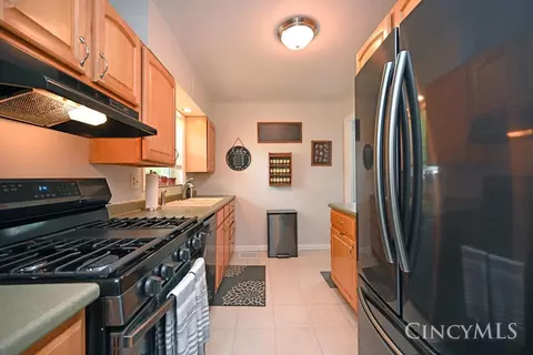 7153 Silver Crest Dr, Cincinnati, OH 45236 photo 9
